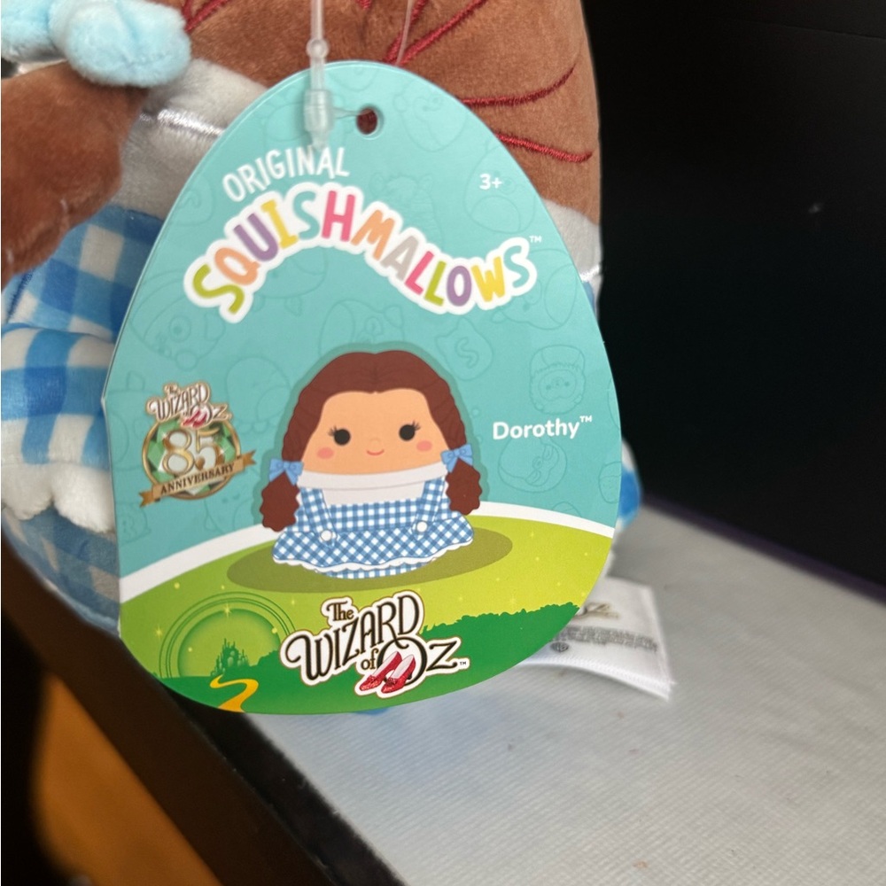 Squishmellow Disney Wizard of Oz Dorothy ￼
